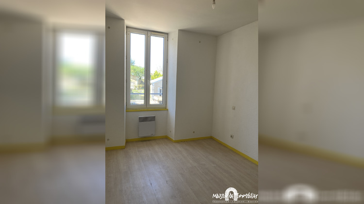 Ma-Cabane - Location Appartement Archiac, 58 m²