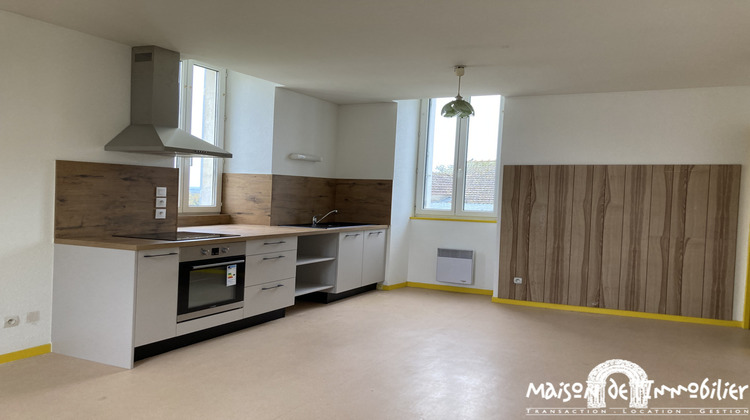 Ma-Cabane - Location Appartement Archiac, 58 m²