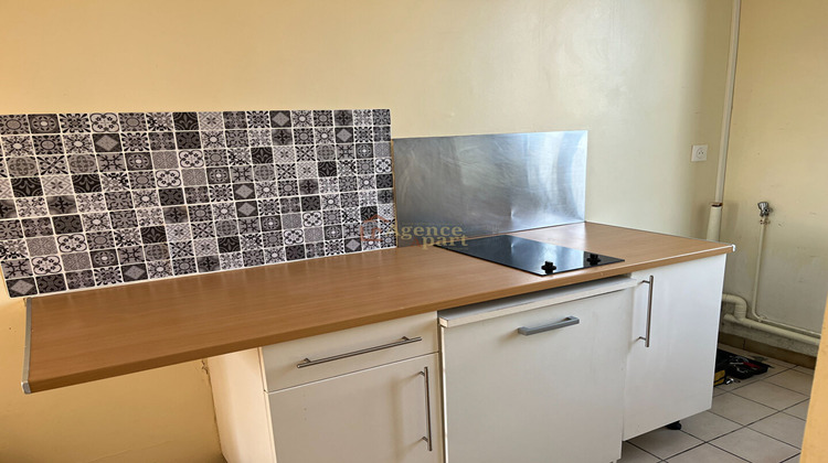 Ma-Cabane - Location Appartement ARGENCES, 23 m²