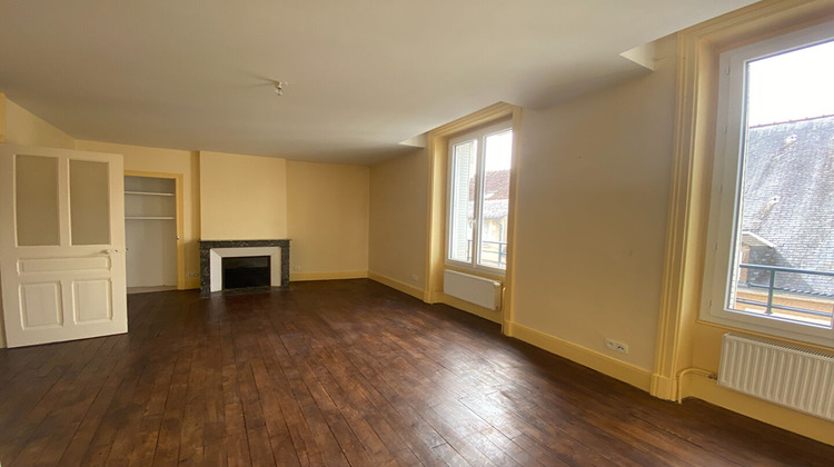 Ma-Cabane - Location Appartement ARGENTON-SUR-CREUSE, 87 m²