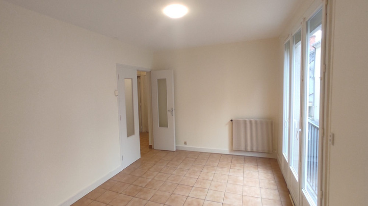 Ma-Cabane - Location Appartement Argenton-sur-Creuse, 55 m²
