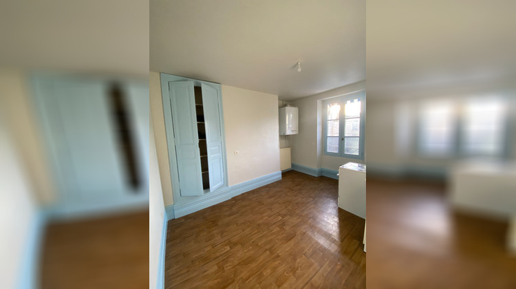 Ma-Cabane - Location Appartement ARGENTON-SUR-CREUSE, 64 m²