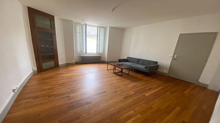 Ma-Cabane - Location Appartement ARGENTON-SUR-CREUSE, 67 m²