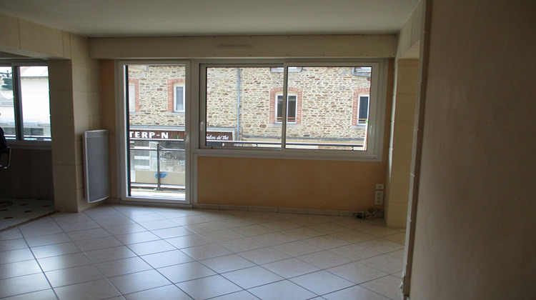 Ma-Cabane - Location Appartement ARGENTRE-DU-PLESSIS, 94 m²