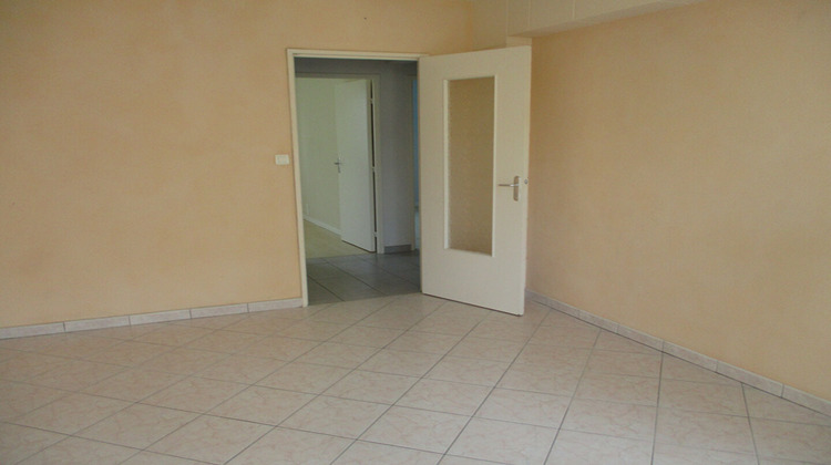 Ma-Cabane - Location Appartement ARGENTRE-DU-PLESSIS, 94 m²