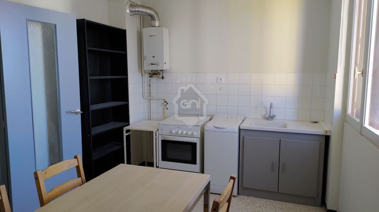 Ma-Cabane - Location Appartement ARLES, 50 m²