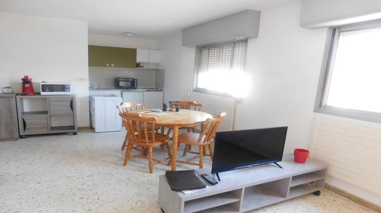 Ma-Cabane - Location Appartement Arles, 30 m²