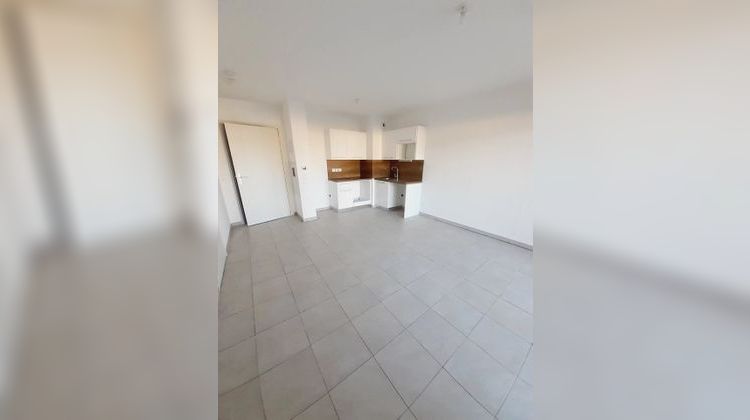 Ma-Cabane - Location Appartement Arles, 39 m²