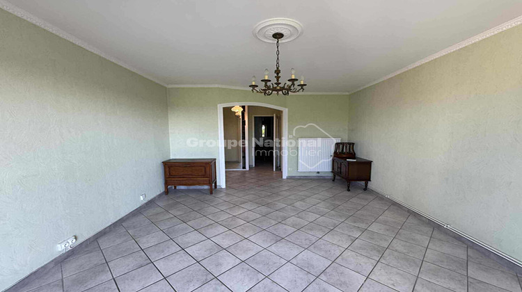 Ma-Cabane - Location Appartement ARLES, 65 m²