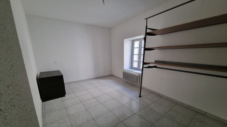 Ma-Cabane - Location Appartement Arles, 64 m²