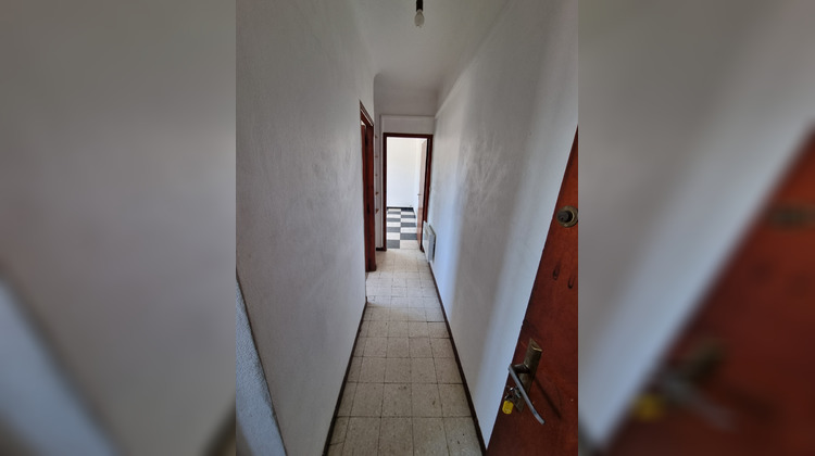 Ma-Cabane - Location Appartement Arles, 30 m²