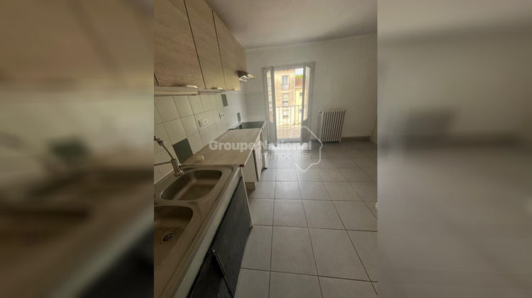 Ma-Cabane - Location Appartement ARLES, 70 m²