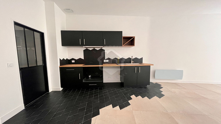 Ma-Cabane - Location Appartement ARLES, 56 m²