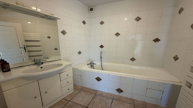 Ma-Cabane - Location Appartement ARLES, 45 m²