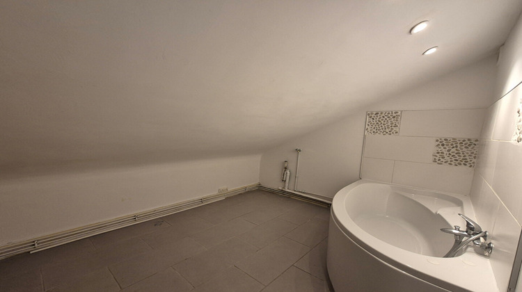 Ma-Cabane - Location Appartement ARMENTIERES, 66 m²