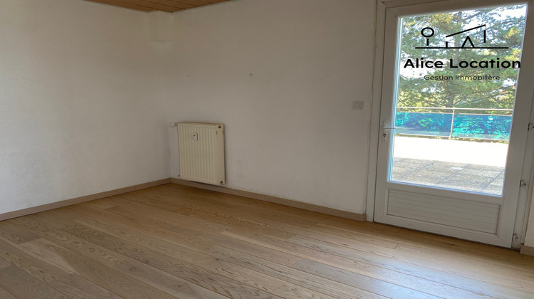 Ma-Cabane - Location Appartement Armoy, 67 m²