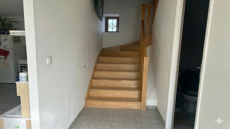 Ma-Cabane - Location Appartement Ars-sur-Formans, 75 m²