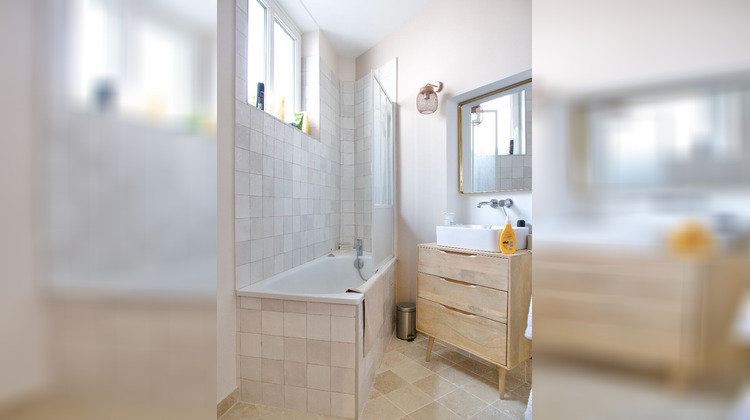 Ma-Cabane - Location Appartement ASNIERES-SUR-SEINE, 76 m²