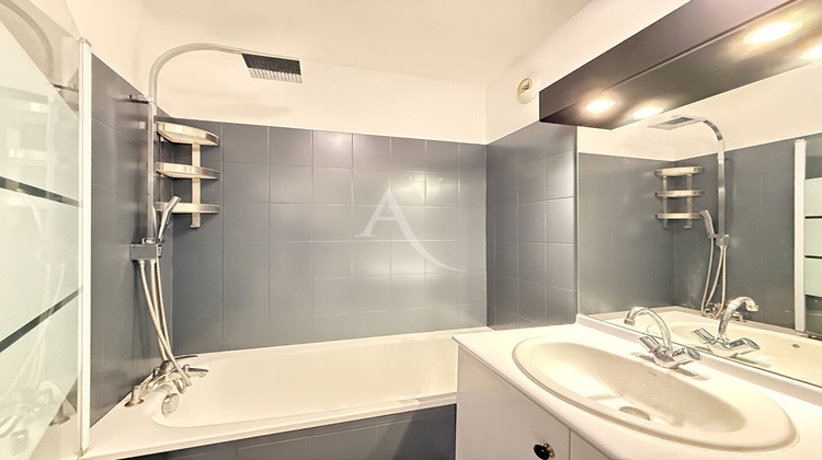 Ma-Cabane - Location Appartement ASNIERES-SUR-SEINE, 45 m²