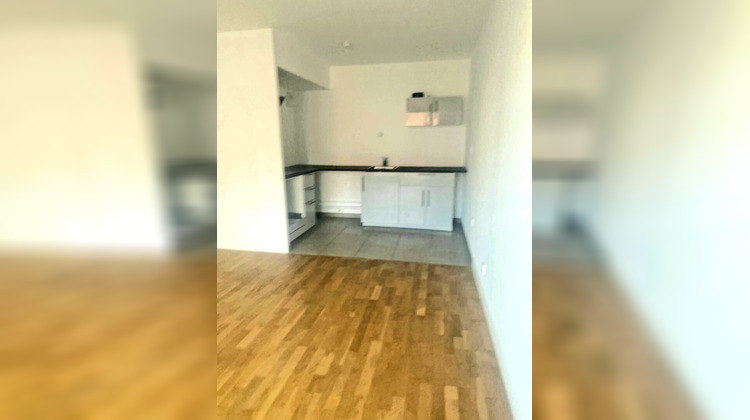 Ma-Cabane - Location Appartement ASNIERES-SUR-SEINE, 62 m²