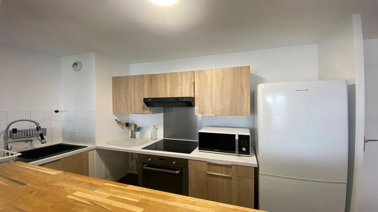 Ma-Cabane - Location Appartement ATHIS-MONS, 50 m²