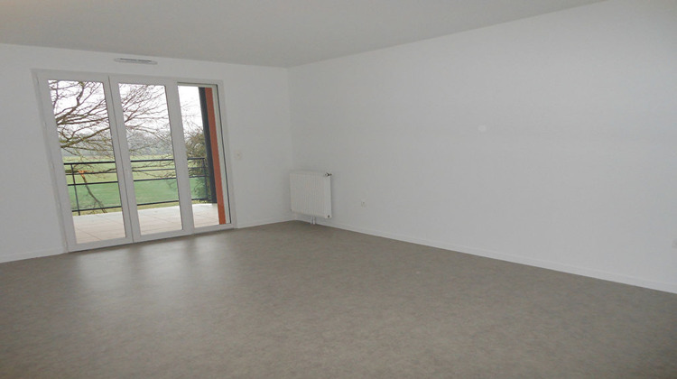 Ma-Cabane - Location Appartement ATTIGNAT, 80 m²