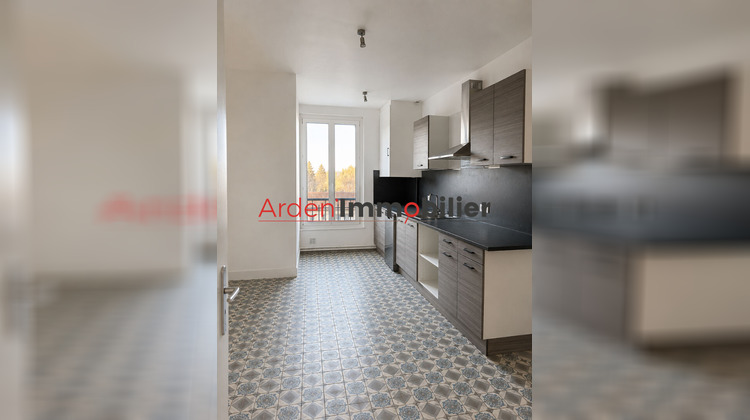 Ma-Cabane - Location Appartement ATTIGNY, 38 m²