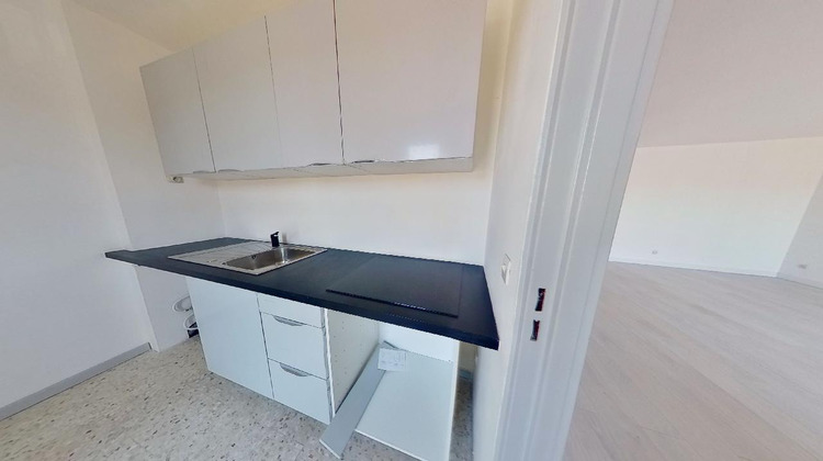 Ma-Cabane - Location Appartement Aubagne, 84 m²