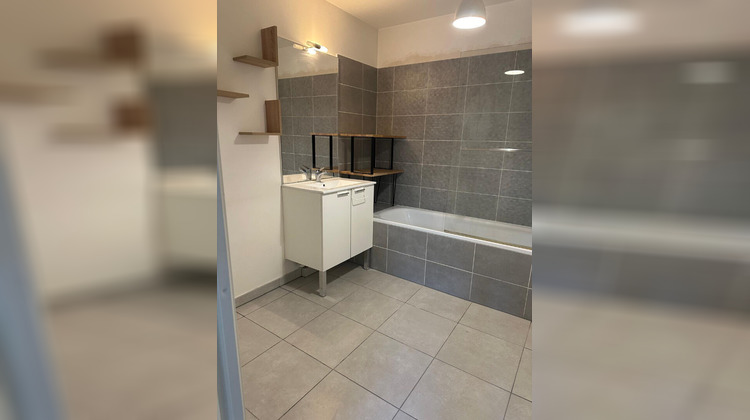 Ma-Cabane - Location Appartement AUBAGNE, 40 m²