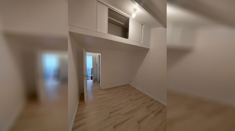 Ma-Cabane - Location Appartement AUBAGNE, 38 m²