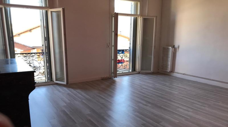 Ma-Cabane - Location Appartement AUBAGNE, 66 m²