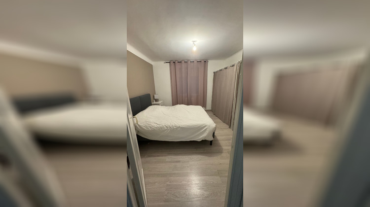 Ma-Cabane - Location Appartement AUBAGNE, 60 m²