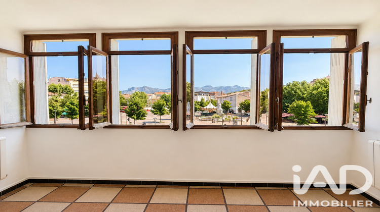 Ma-Cabane - Location Appartement Aubagne, 47 m²