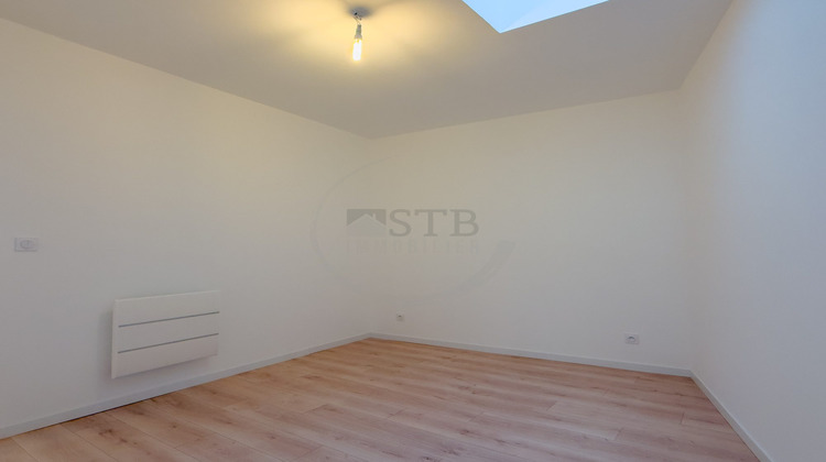 Ma-Cabane - Location Appartement Aubenas, 56 m²