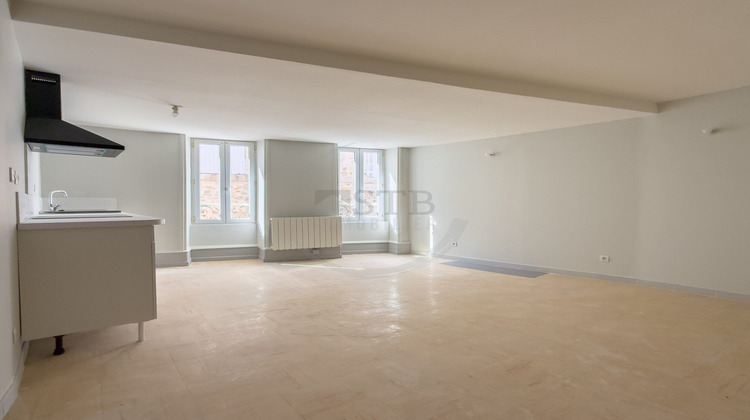 Ma-Cabane - Location Appartement Aubenas, 47 m²