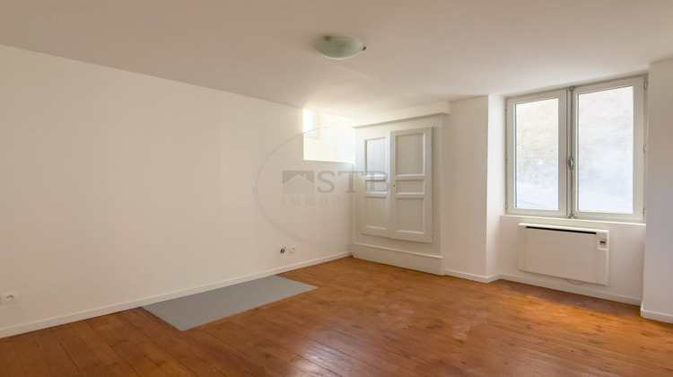 Ma-Cabane - Location Appartement Aubenas, 47 m²
