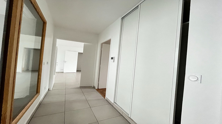 Ma-Cabane - Location Appartement AUBERVILLIERS, 75 m²