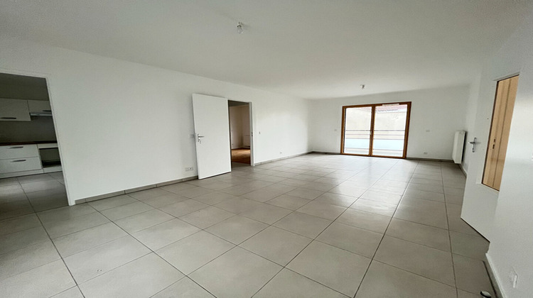 Ma-Cabane - Location Appartement AUBERVILLIERS, 75 m²