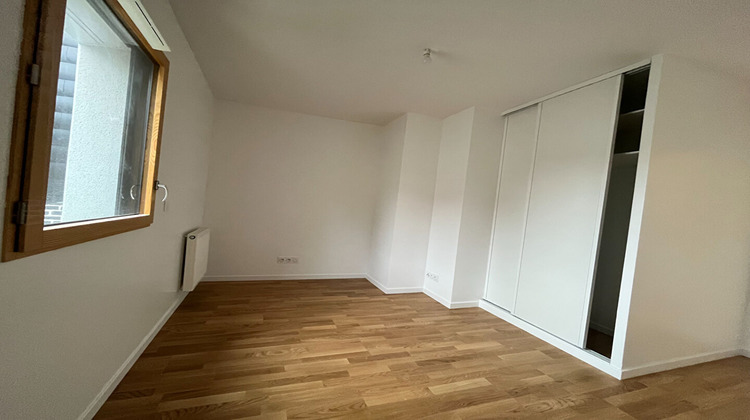 Ma-Cabane - Location Appartement AUBERVILLIERS, 93 m²