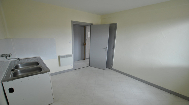 Ma-Cabane - Location Appartement Aubière, 27 m²