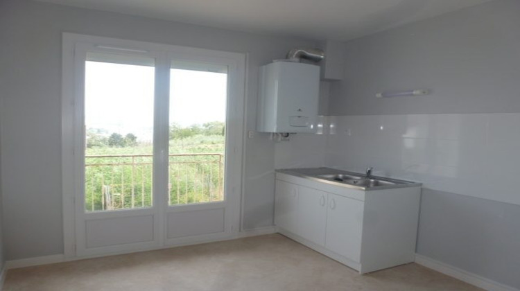 Ma-Cabane - Location Appartement AUBIERE, 32 m²