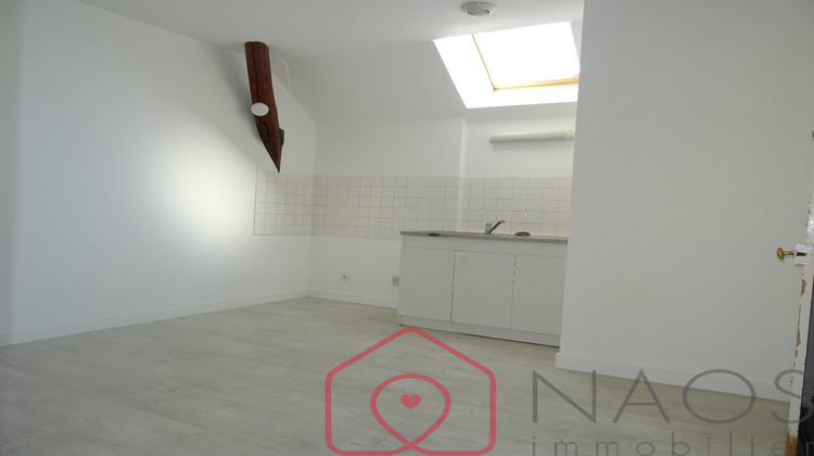 Ma-Cabane - Location Appartement AUBIGNY SUR NERE, 68 m²