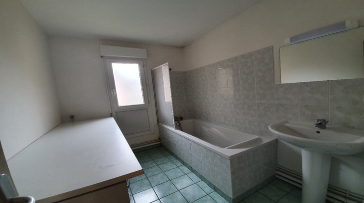 Ma-Cabane - Location Appartement AUBIGNY-SUR-NERE, 44 m²