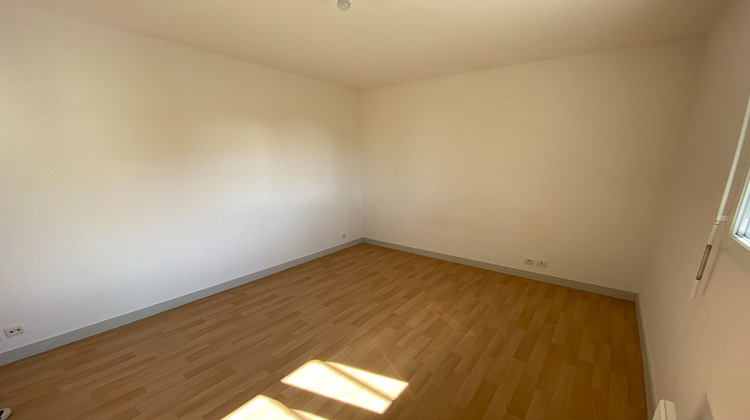 Ma-Cabane - Location Appartement AUBIGNY-SUR-NERE, 44 m²