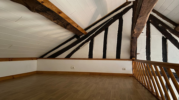 Ma-Cabane - Location Appartement AUBIGNY-SUR-NERE, 34 m²