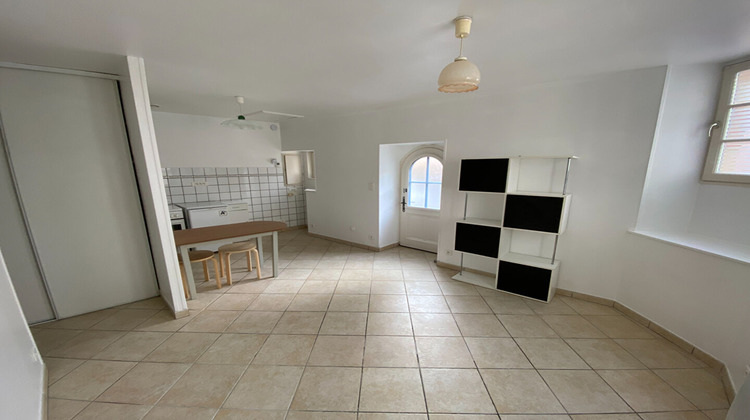 Ma-Cabane - Location Appartement AUBIGNY-SUR-NERE, 23 m²