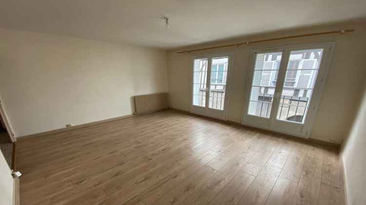 Ma-Cabane - Location Appartement AUBIGNY-SUR-NERE, 49 m²