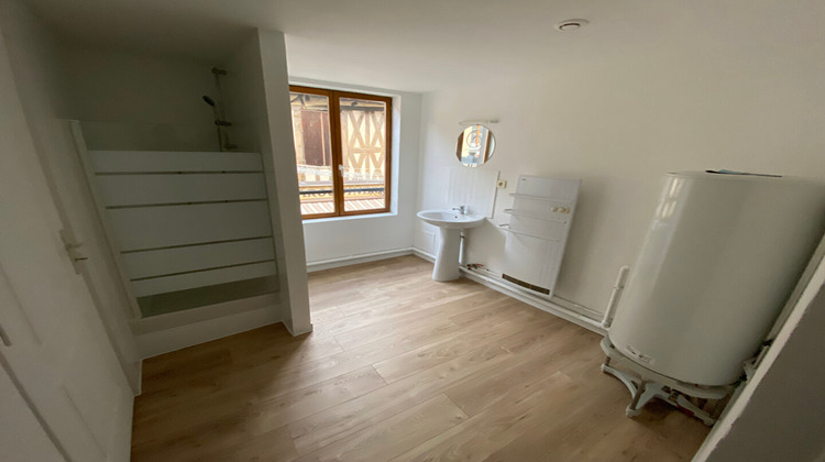 Ma-Cabane - Location Appartement AUBIGNY-SUR-NERE, 60 m²