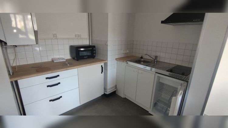 Ma-Cabane - Location Appartement AUBUSSON, 30 m²