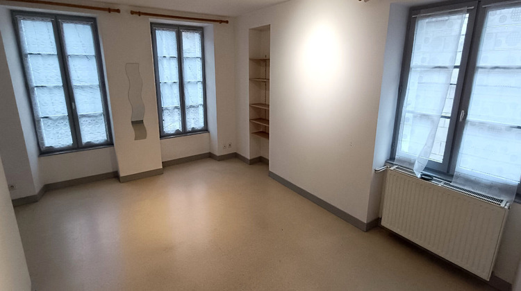 Ma-Cabane - Location Appartement AUBUSSON, 67 m²